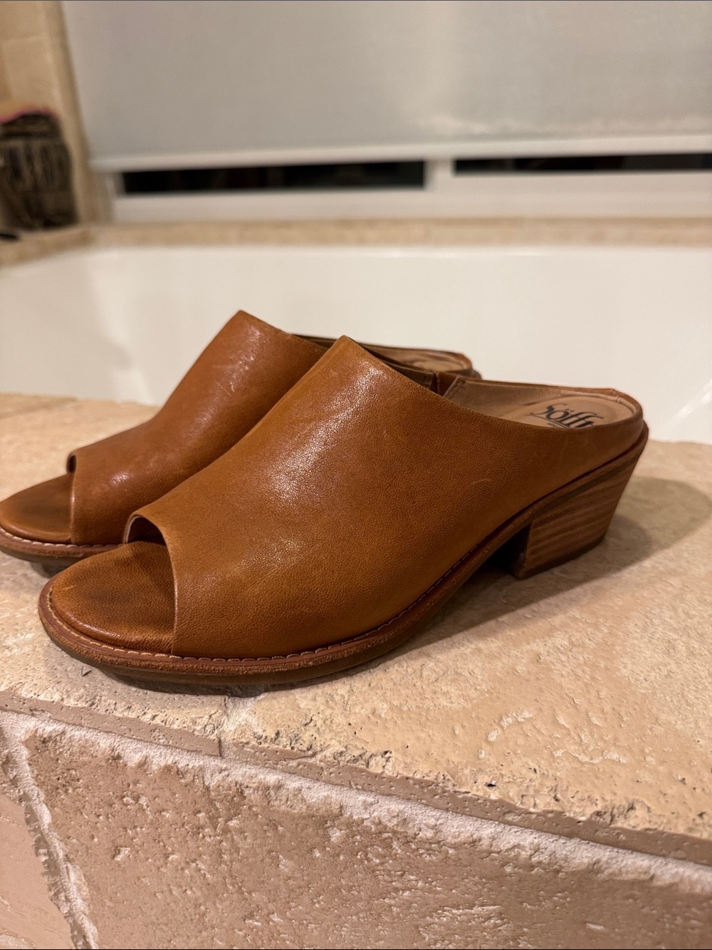 Sofft Aneesa Women Brown Leather Mule Slip On Open Toe Slide Sandals Size 7.5 M